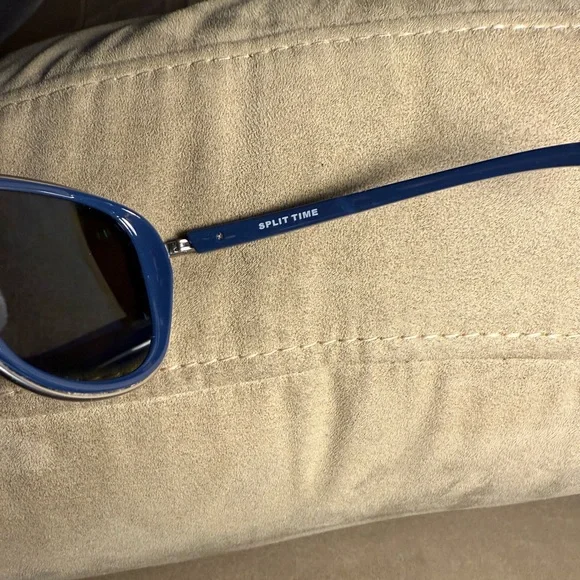 Oakley Split Time Mens Polarized
Aviator Sunglasses 004129  58,13|133 - Picture 9 of 16